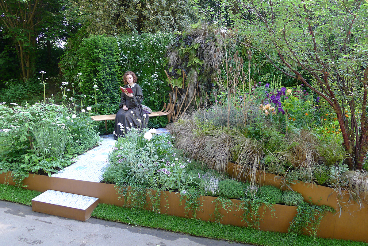 'Jenny Morris' in her garden